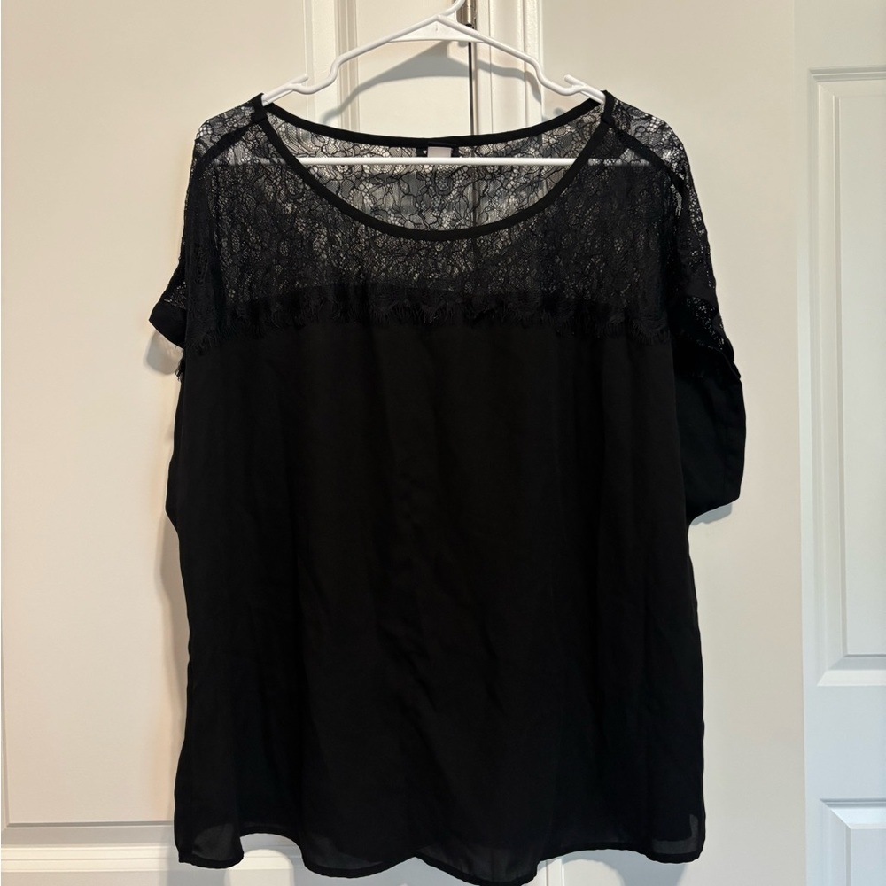 torrid Black Lace Yoke Short Sleeve Blouse
